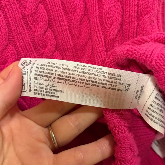 Hollister Hot Pink Cable Knit Cropped V-Neck Cardigan Sweater Womens Small - Picture 10 of 14
